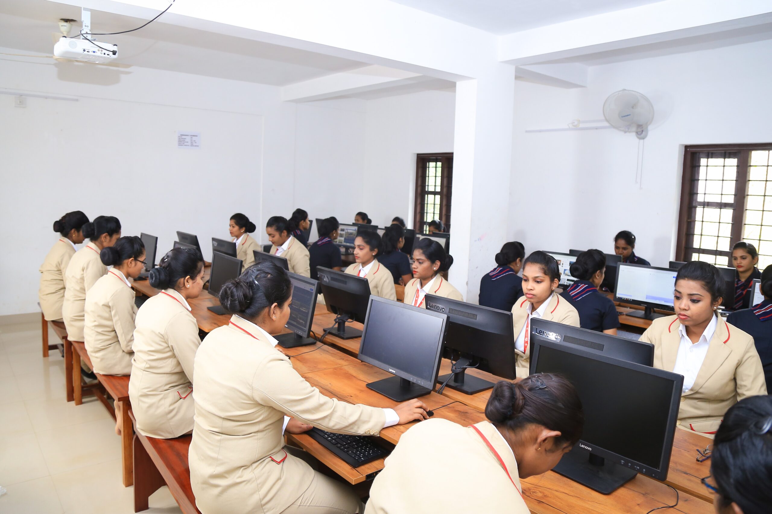 GLOBAL INSTITUTE WAAYANAD TOURISM COURSE